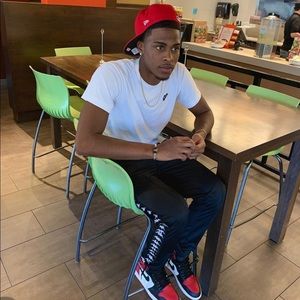 Meet your Posher, Delores